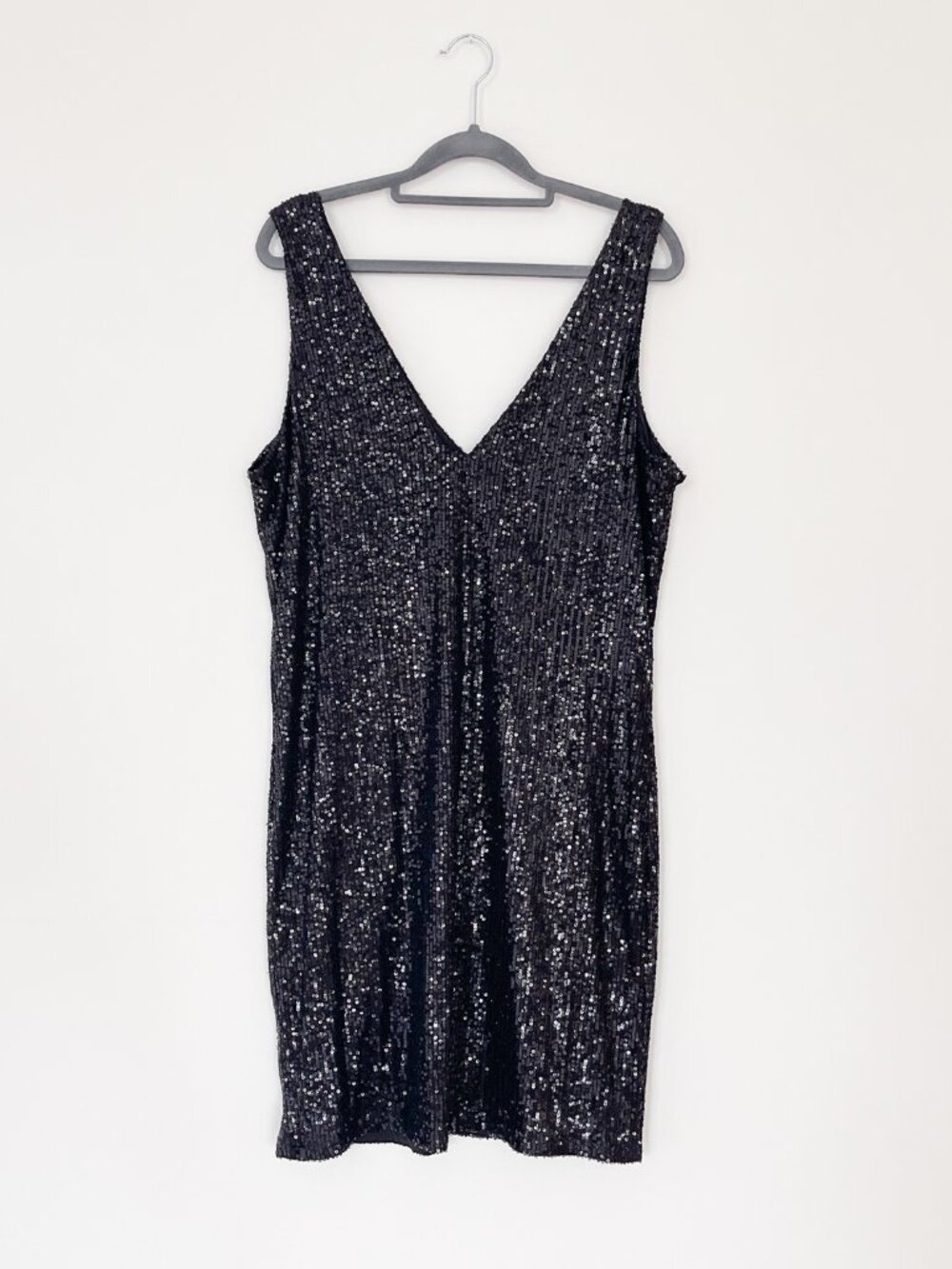 Black v neck sequin mini dress